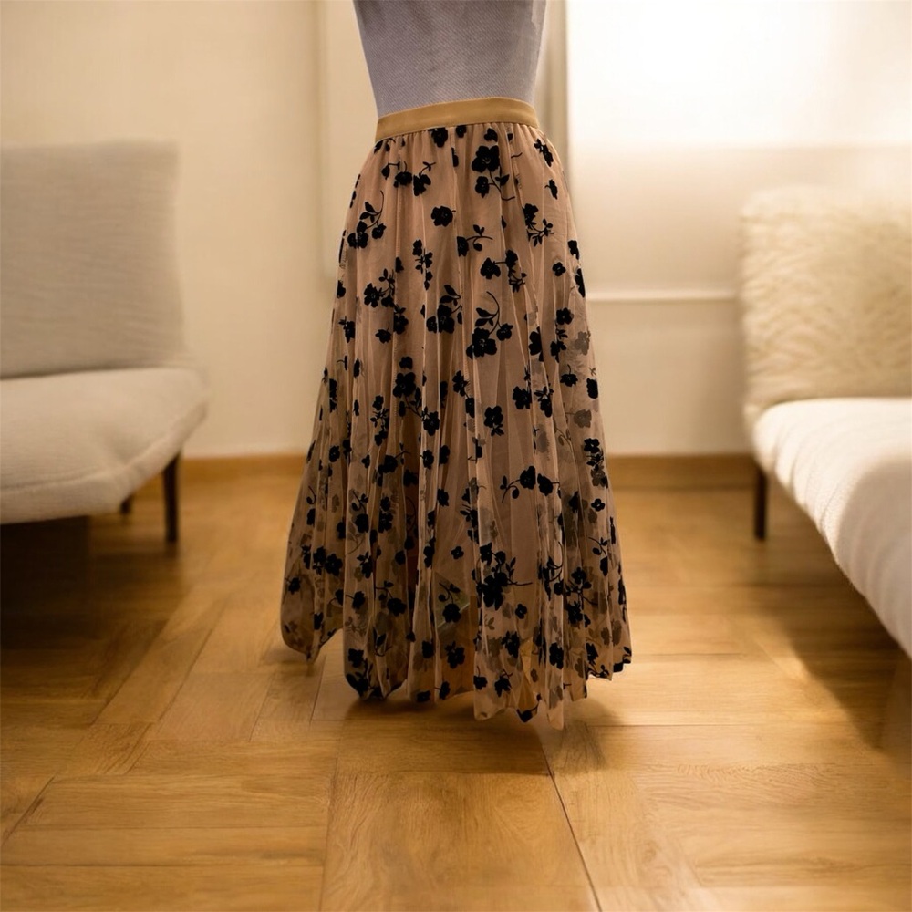 Elegant Black Floral Skirt